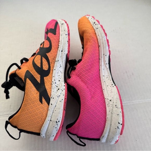 Zoot Vibrant Pink and Orange Athletic Shoes - Picture 4 of 10